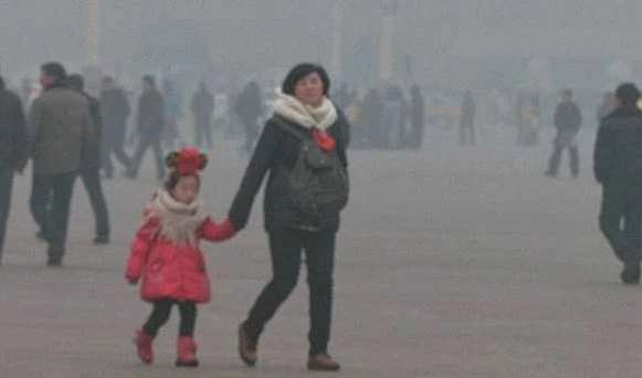 Más de 1.800 millones de niños respiran aire contaminado todos los días