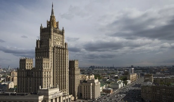 Rusia critica la obediencia del  sistema "SWIFT" a las ilegales sanciones de EE.UU a Irán