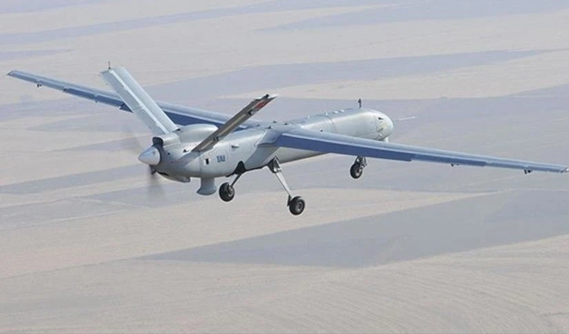 El drone Shahed-129, diseñado y fabricado en Irán, es capaz de llevar a cabo misiones de combate y reconocimiento durante 24 horas.