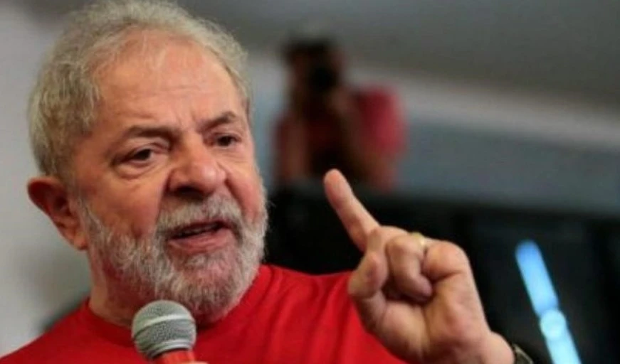 Expresidente Lula lleva más ocho meses en prisión.