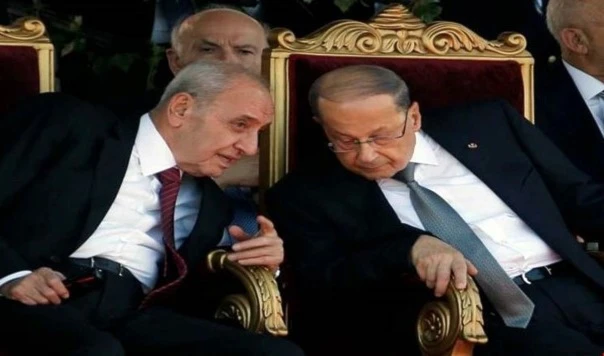El presidente libanés Michel Aoun llamó al presidente Nabih Berri y acordó celebrar una reunión el próximo martes.