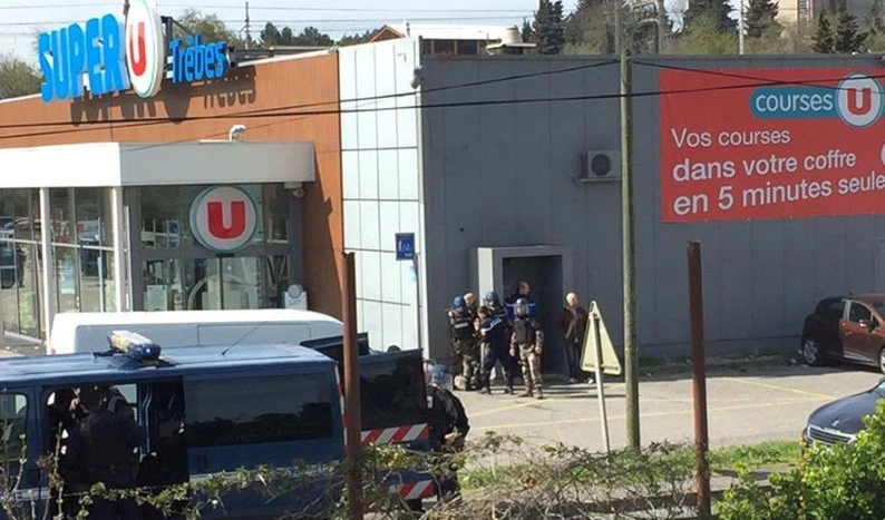 LA VIE A TREBES / Reuters