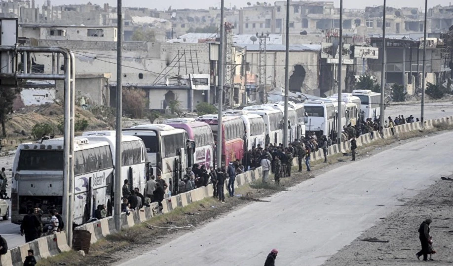 Unos mil 400 extremistas y sus familiares deben abandonar la localidad de Harasta, uno de los tres principales baluartes de los terroristas en Ghouta Oriental.