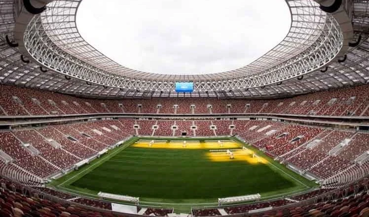 Rusia abre los ojos y piensa en grande en su Mundial de fútbol