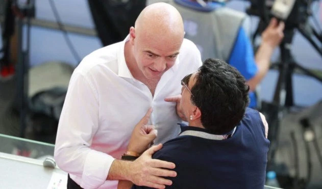 Maradona hablará con Infantino sobre robo a Colombia Maradona hablará con Infantino sobre robo a Colombia