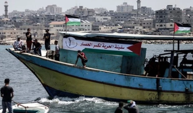 La Autoridad Nacional Suprema para la Marcha del Retorno responsabilizó a  la ocupación israelí por las vidas de los pasajeros de  mañana  a bordo del segundo viaje, y llamó a la comunidad internacional para protegerlos.