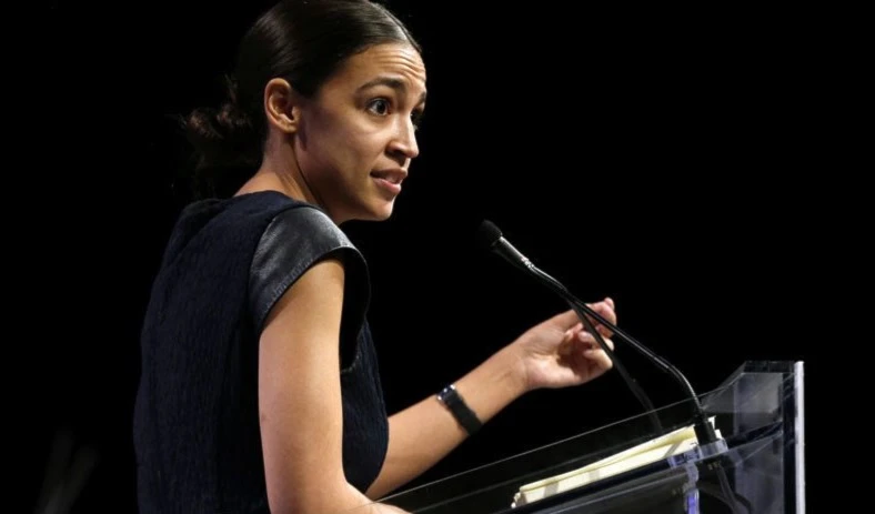 Alexandria Ocasio-Cortez, candidata demócrata. Alexandria Ocasio-Cortez, candidata demócrata.