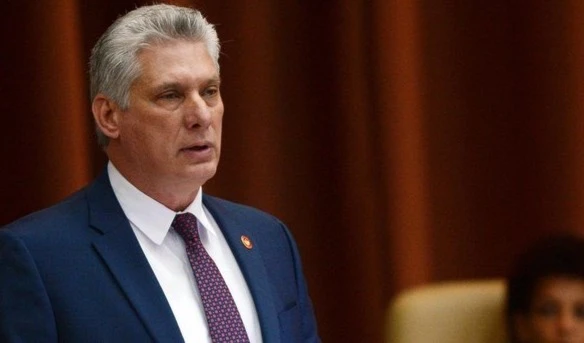 Presidente cubano llama a velar por la vida de Evo Morales.