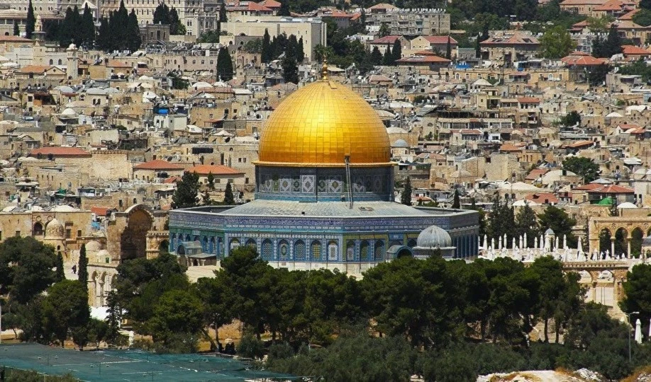 Régimen israelí cierra varias instituciones palestinas en Jerusalén.