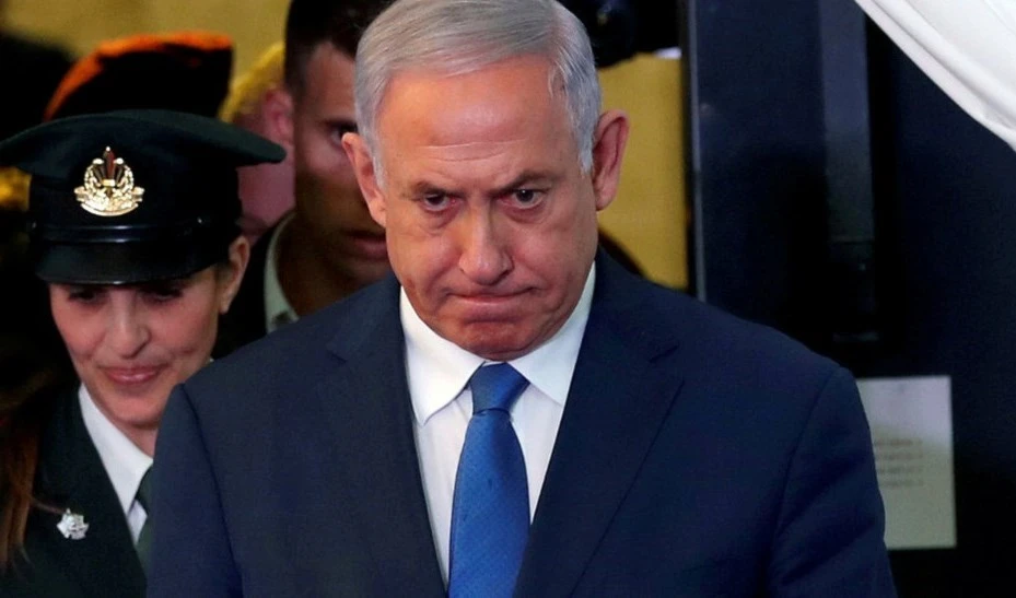 Fiscal general acusa a Netanyahu de cargos de corrupción, incluidos sobornos y fraude.