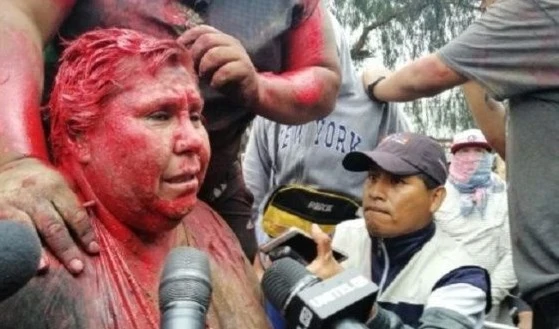 Bolivia: Opositores agreden a alcaldesa en medio de ola de violencia promovida por la derecha