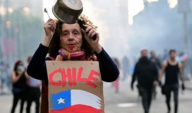 Convocan a Paro Nacional en Chile