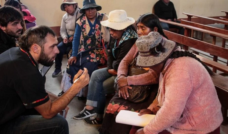 Pese a amenazas comisión argentina denuncia graves violaciones de los derechos humanos en Bolivia 