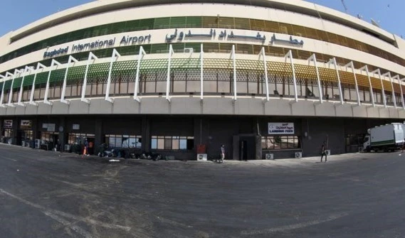 Dos misiles caen en las cercanías del aeropuerto de Bagdad.