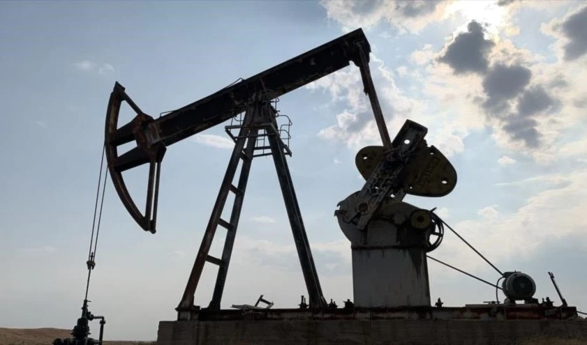 Informe: EE.UU. y petrolera saudita Aramco dispuestas a saquear crudo sirio.