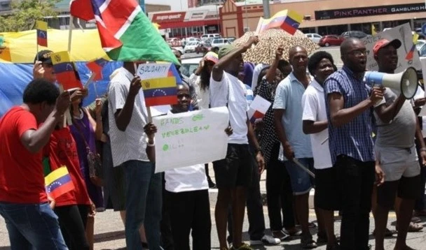 Manifestación en Namibia en favor del gobierno venezolano.