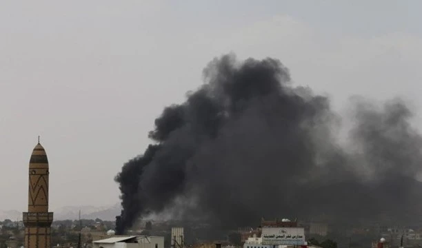 Reportan 574 violaciones de la coalición saudita durante las últimas 72 horas en Yemen.