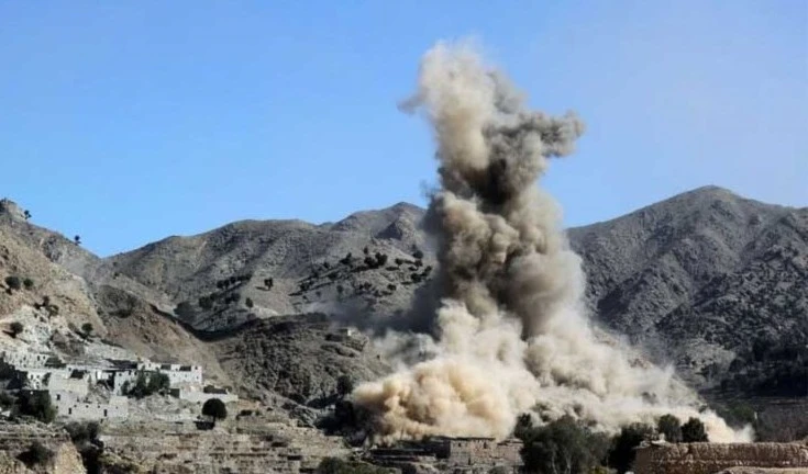 Bombardeos contra talibanes en Afganistán deja 13 civiles muertos.