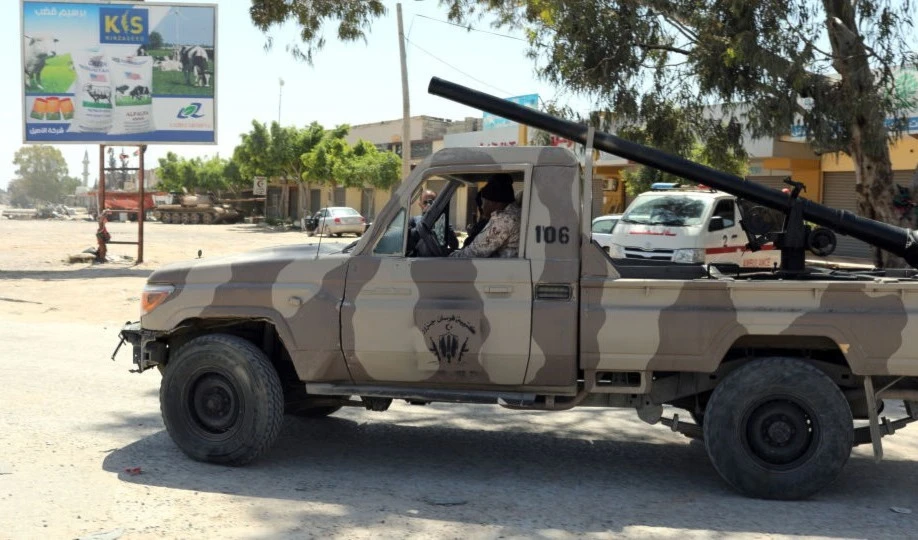 Trípoli sufre ataques aéreos y el Gobierno de Acuerdo Nacional acusa a las fuerzas de Haftar.