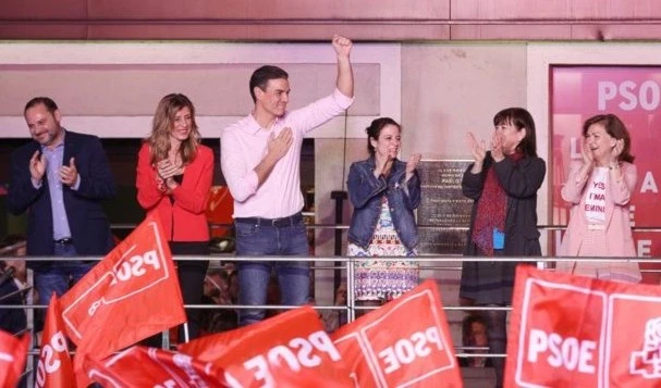 PSOE gana elecciones en España.