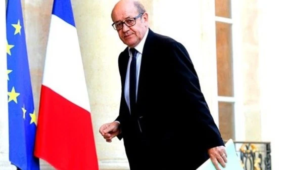 Le Drian llama a Arabia Saudita y los Emiratos Árabes Unidos a detener la "guerra sucia" en Yemen.