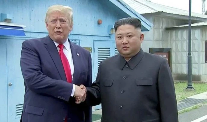 Trump-Kim durante nuevo encuentro. Trump-Kim durante nuevo encuentro.