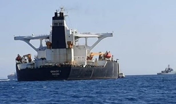 Irán exige a Reino Unido liberar pronto el petrolero detenido en Gibraltar.
