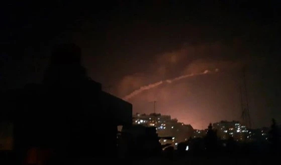 Reportan ataque israelí en el sur de Siria.