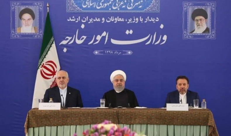 Rouhani: Si EE.UU. quiere conversaciones tendrá primero "que levantar todas las sanciones". Rouhani: Si EE.UU. quiere conversaciones tendrá primero "que levantar todas las sanciones".