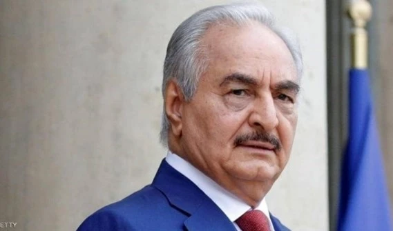 Haftar acepta cumplir con el alto al fuego y participar en la Conferencia de Berlín.