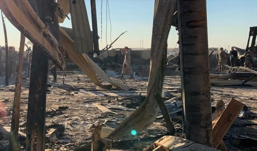 Imagen de los estragos causados por el ataque de Irán contra la base aérea militar de Ain Al-Asad en Iraq.