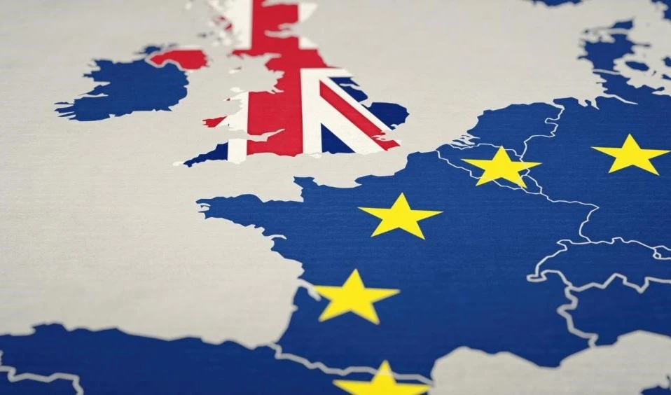 Reino Unido oscila de un Brexit duro a otro flexible. Reino Unido oscila de un Brexit duro a otro flexible.