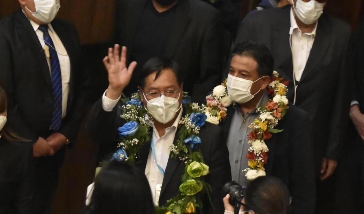Luis Arce (izquierda) y David Choquehuanca, presidente y vicepresidente electos de Bolivia.