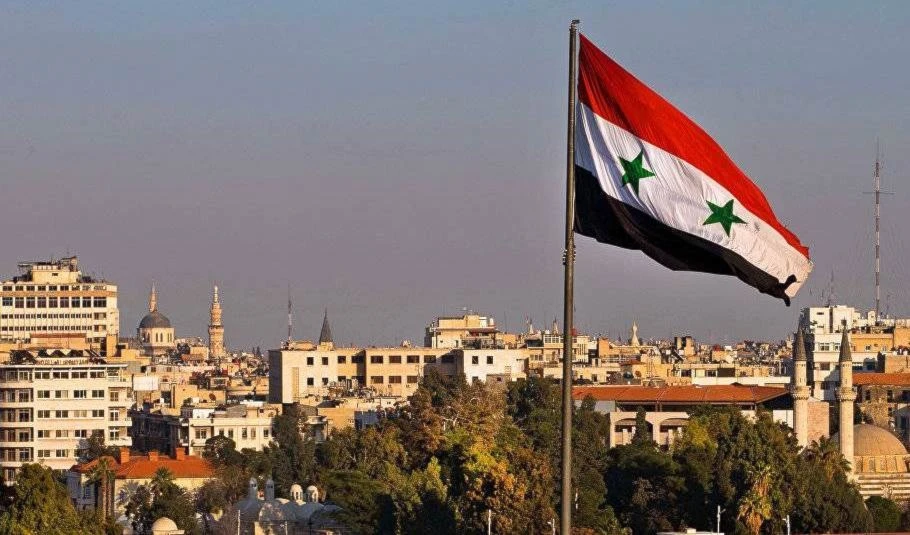 EE.UU. impone sanciones contra nuevas entidades sirias.