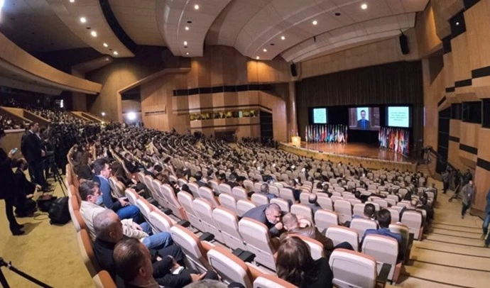 Presidente sirio inaugura Conferencia internacional sobre refugiados