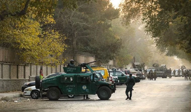 Ataque terrorista contra la Universidad de Kabul dejó 22 muertos.