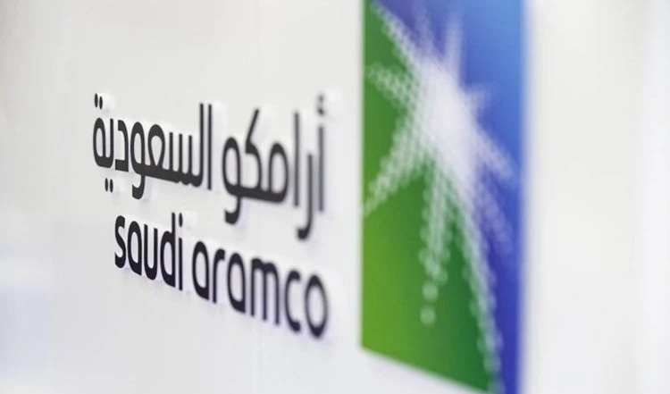 Fuerzas yemenitas atacan una instalación de la petrolera Aramco en Jeddah (+ Vídeos).