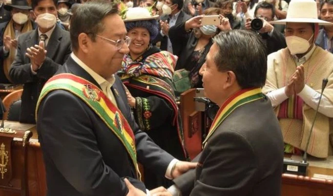 Luis Arce asume como presidente de Bolivia