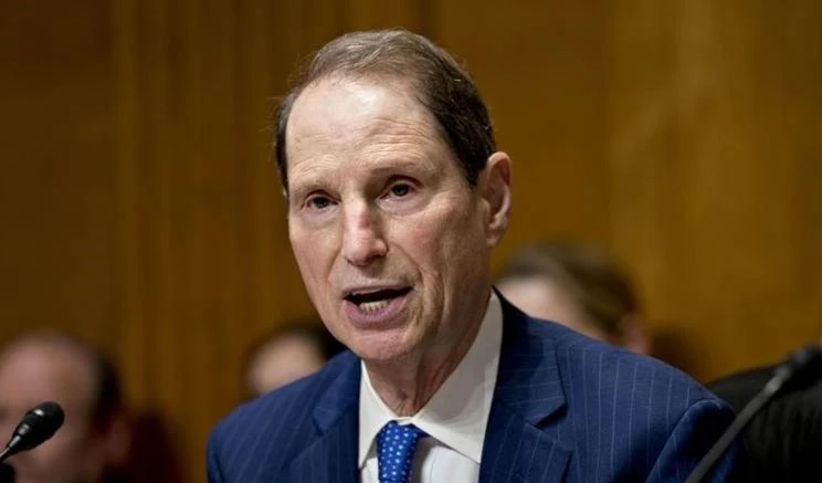 El senador Ron Wyden, miembro del Comité de Inteligencia del Senado norteamericano.