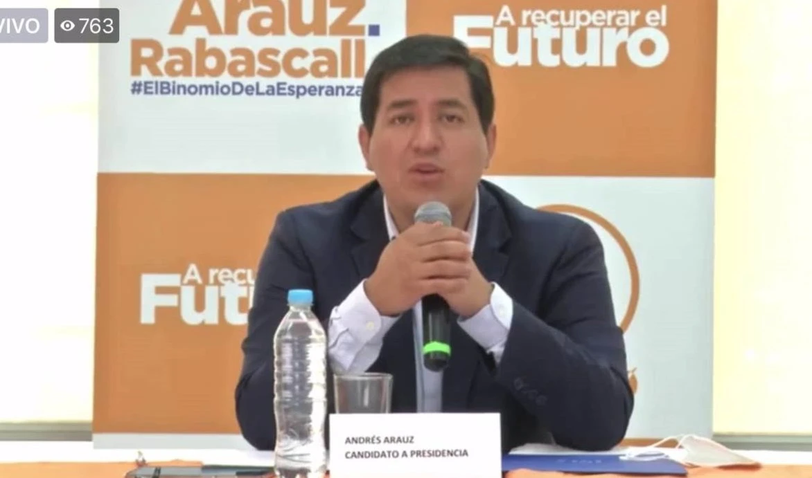 Candidato presidencial denuncia intentos de mandatario de Ecuador por aplazar elecciones