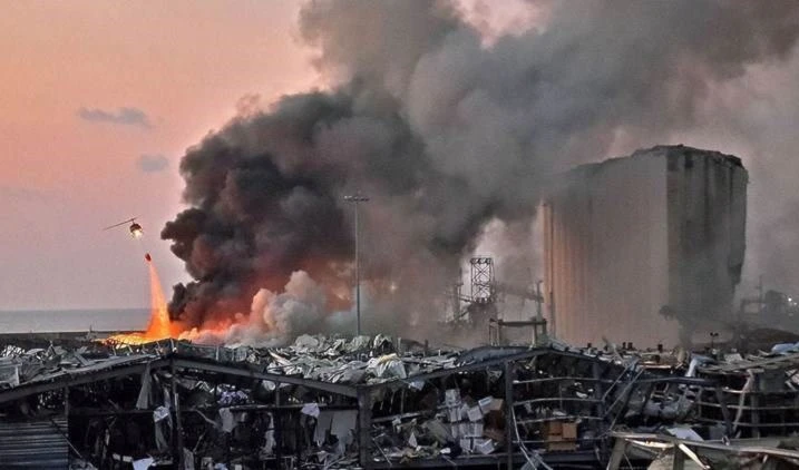 Informe del FBI: 500 toneladas de nitrato de amonio estallaron en el puerto de Beirut