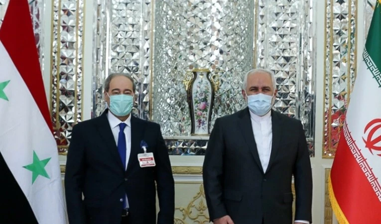 Irán y Siria sostienen primera ronda de conversaciones en Teherán.