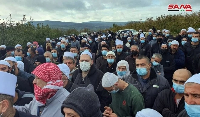 Los pobladores del Golán sirio ocupado ratificaron su absoluto rechazo a los planes expansionistas del ente de ocupación israelí. Los pobladores del Golán sirio ocupado ratificaron su absoluto rechazo a los planes expansionistas del ente de ocupación israelí.