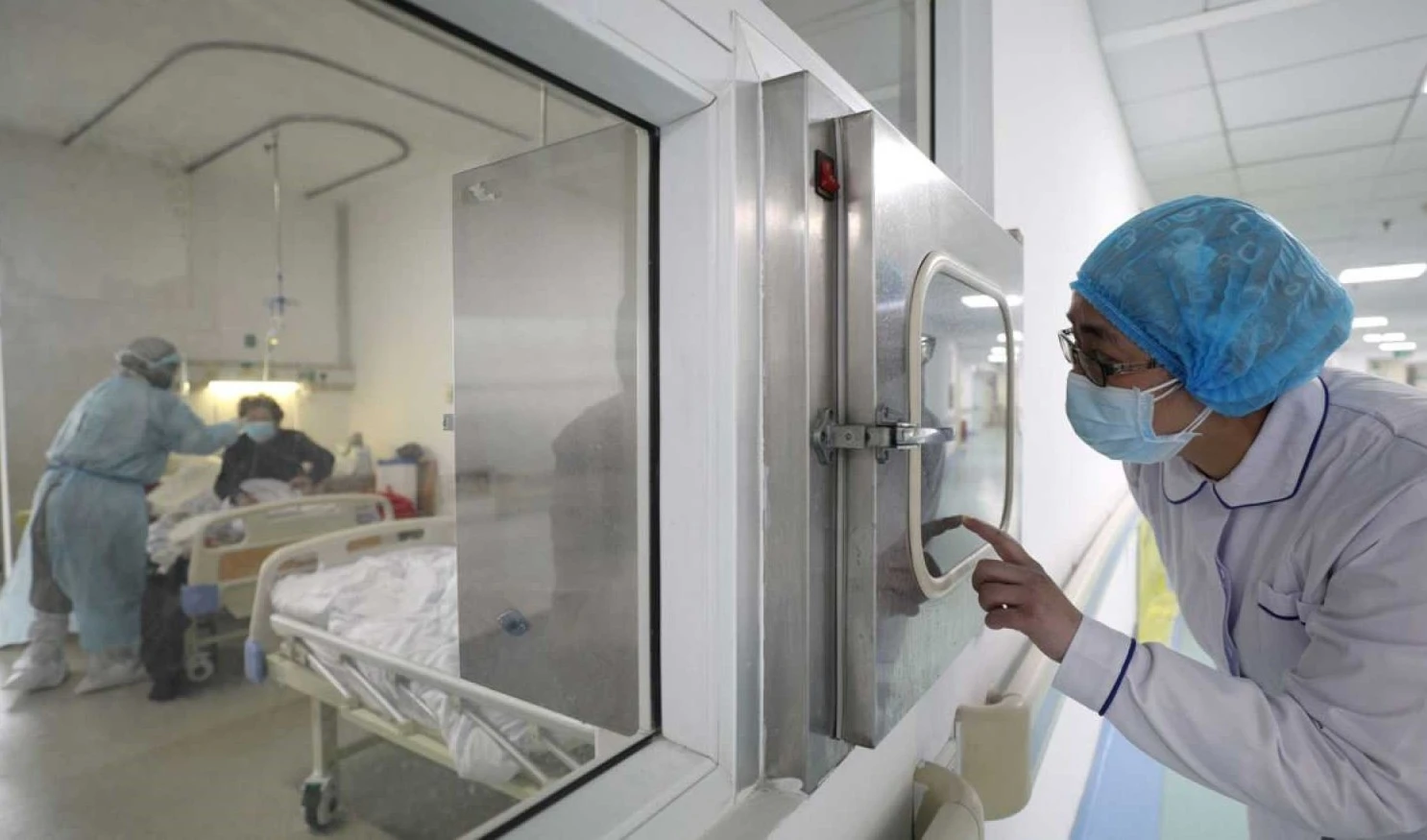 El martes 18 de febrero, un total de 1 824 pacientes salieron del hospital.