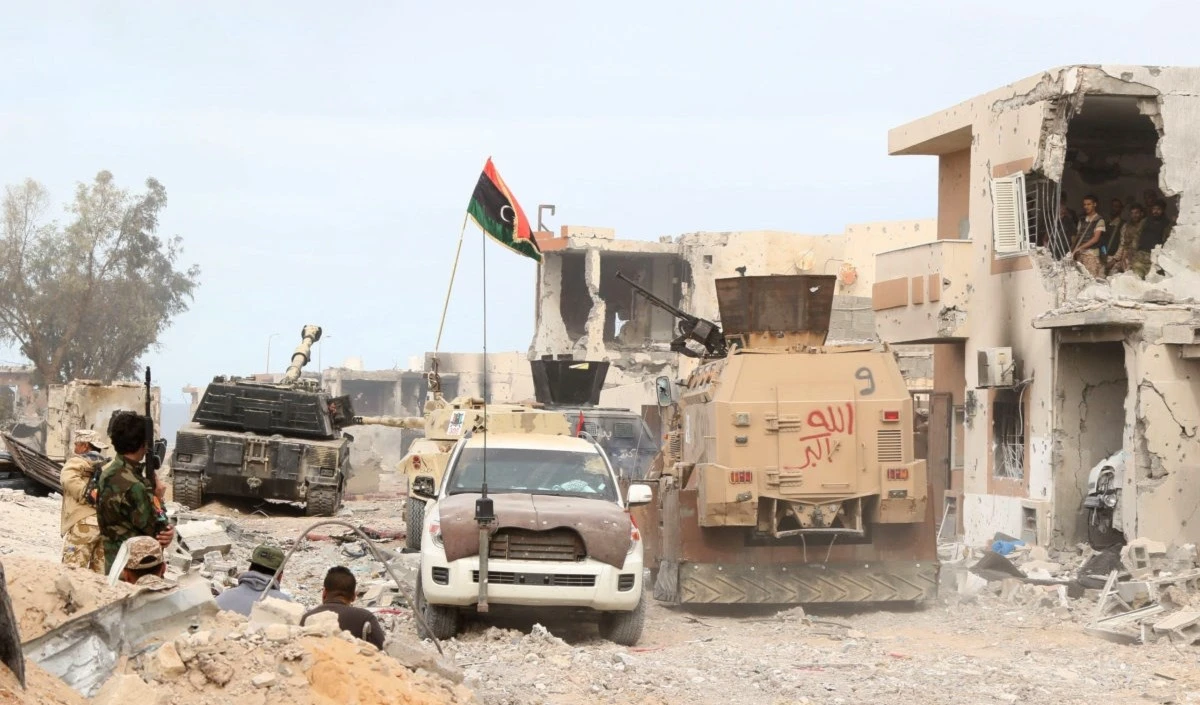 Fuerzas vinculadas al Gobierno del Acuerdo Nacional (GNA) en Sirte, Libia. Fuerzas vinculadas al Gobierno del Acuerdo Nacional (GNA) en Sirte, Libia.