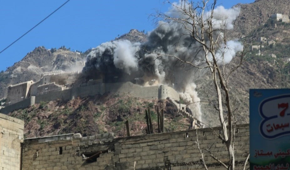 Tres yemenitas de una familia mueren en un ataque terrorista en la gobernación de Al Bayda.