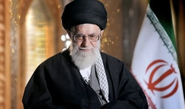 Sayyed Ali Khamenei: Los médicos iraníes han dado ejemplos de sacrificio y altruismo en los últimos días