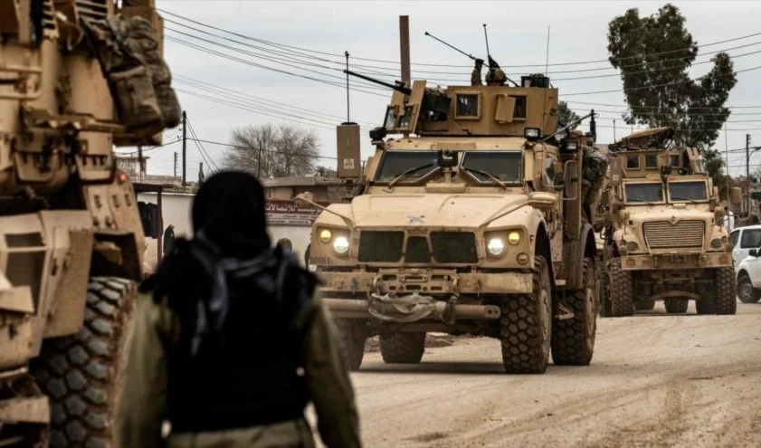 El lado estadounidense busca aprovecharse cínicamente de la situación con la propagación del coronavirus para, bajo la apariencia de ayuda humanitaria al campo de refugiados de al-Rukban, alimentar a los terroristas. El lado estadounidense busca aprovecharse cínicamente de la situación con la propagación del coronavirus para, bajo la apariencia de ayuda humanitaria al campo de refugiados de al-Rukban, alimentar a los terroristas.