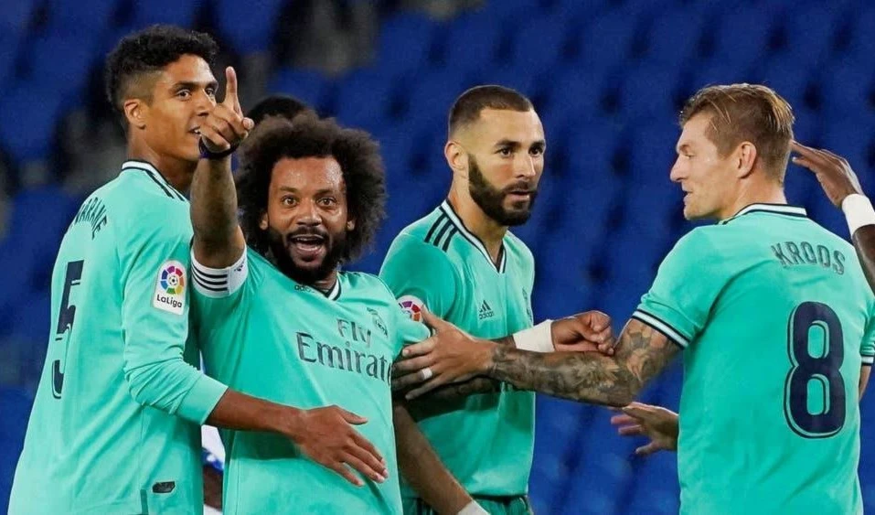 Real Madrid asume liderato de fútbol de España