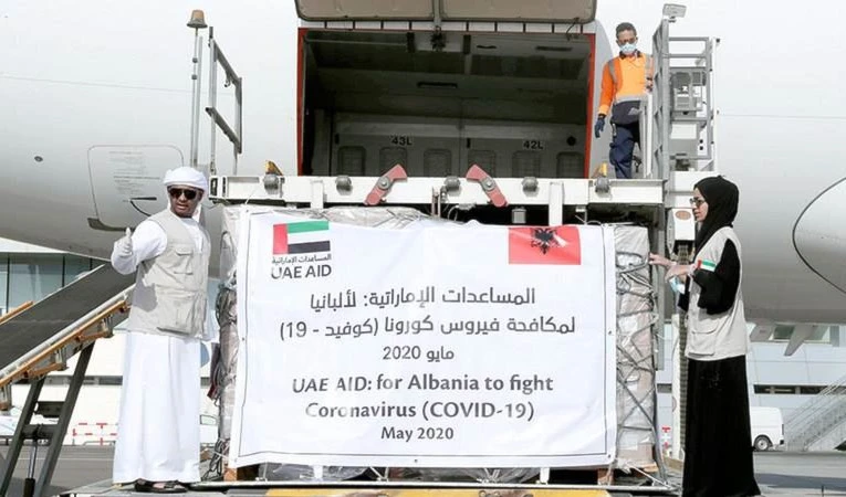 Emiratos Árabes Unidos sigue enviando ayuda a varios países del mundo para combatir el Covid-19.
